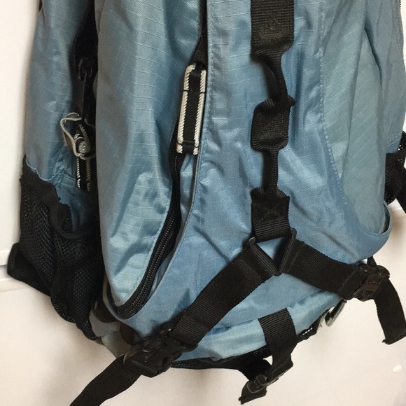 Good condition backpack - Picture 2 of 5